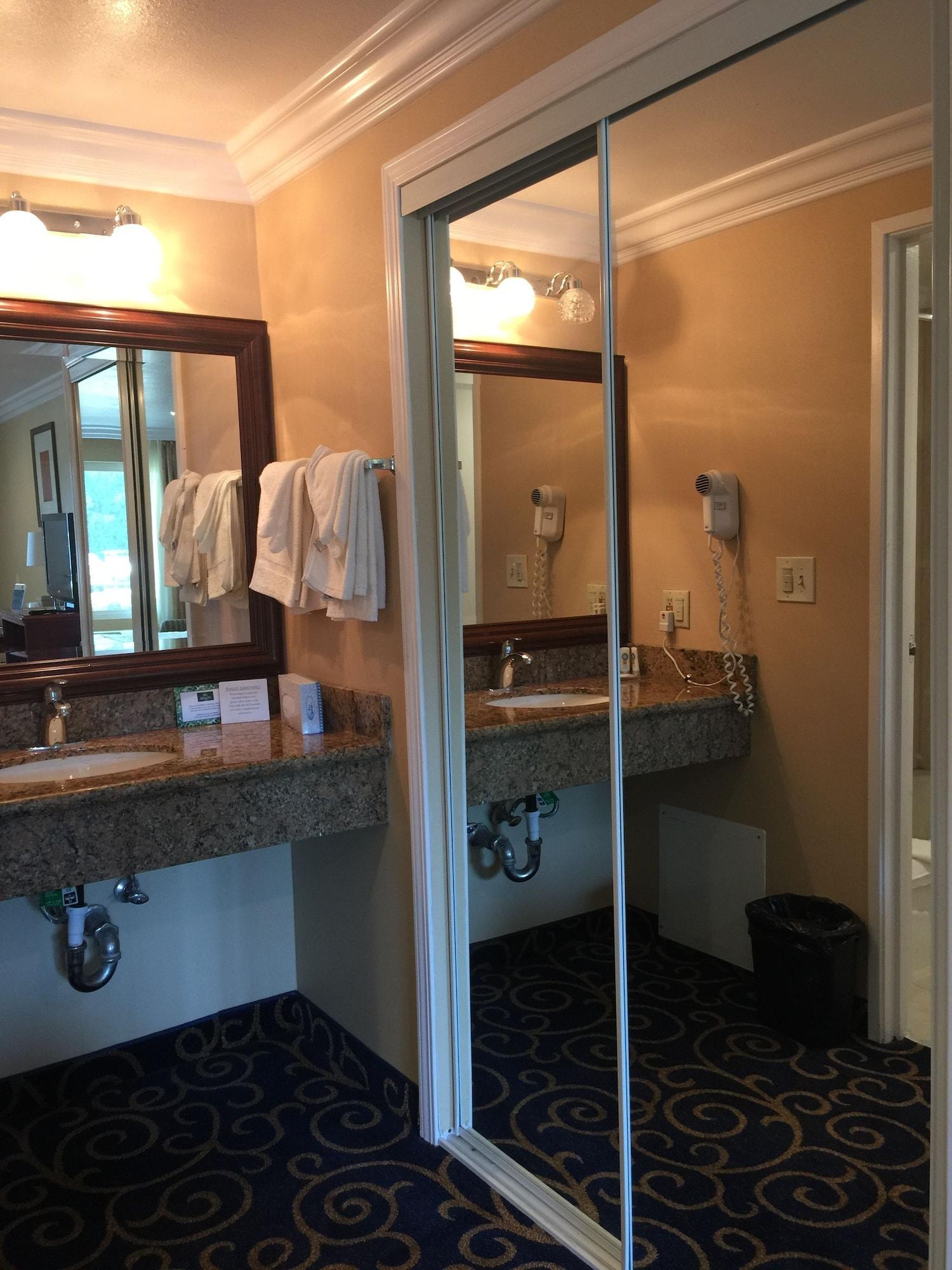Quality Inn Long Beach - Signal Hill Extérieur photo