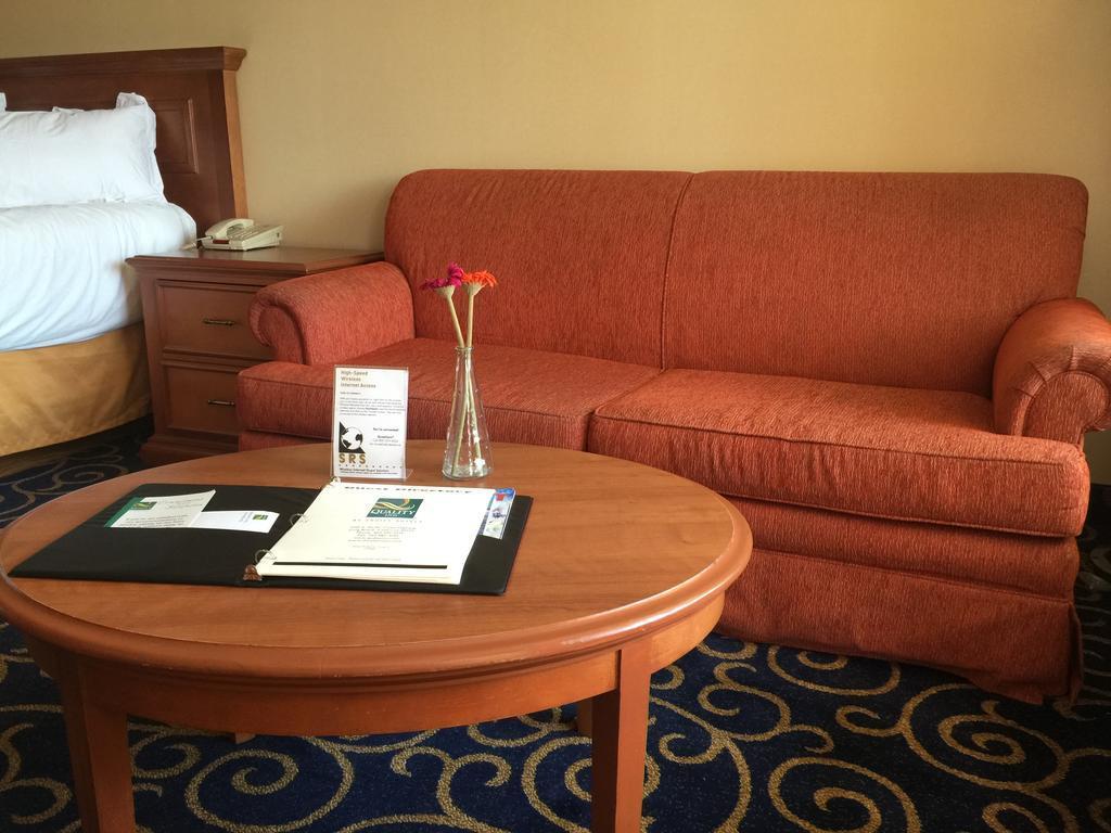 Quality Inn Long Beach - Signal Hill Extérieur photo