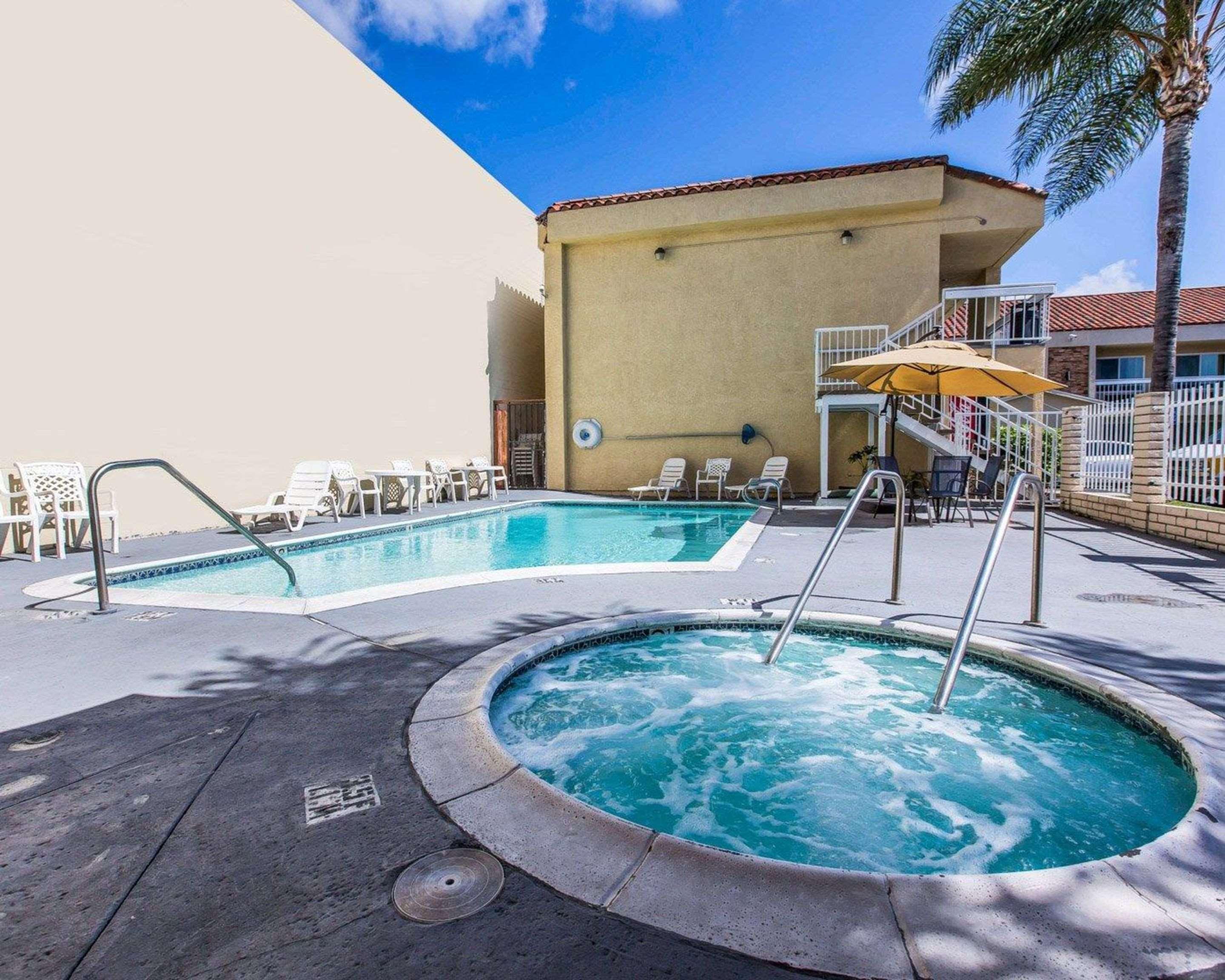 Quality Inn Long Beach - Signal Hill Extérieur photo