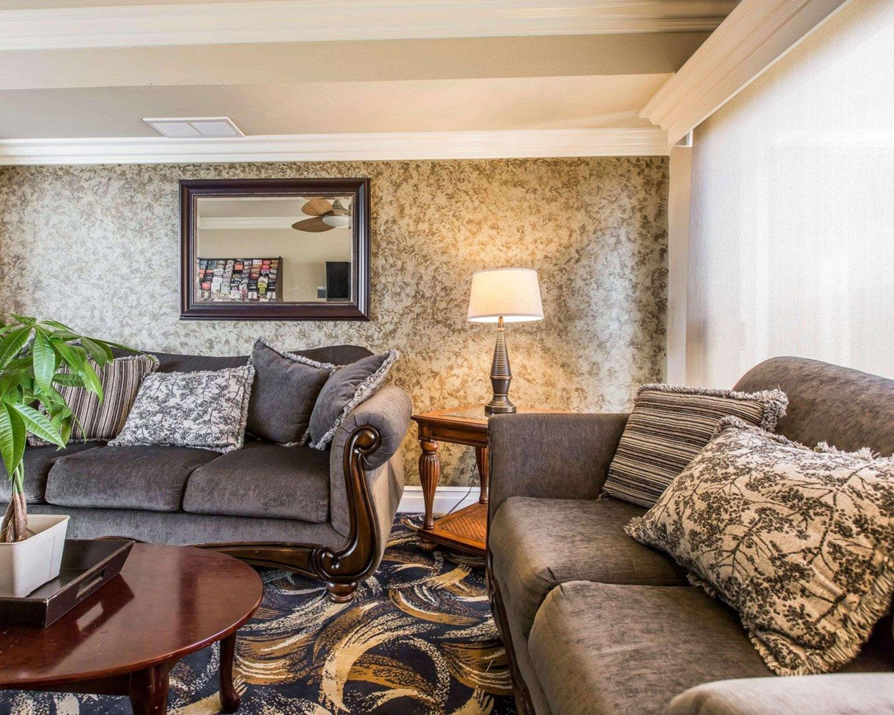 Quality Inn Long Beach - Signal Hill Extérieur photo