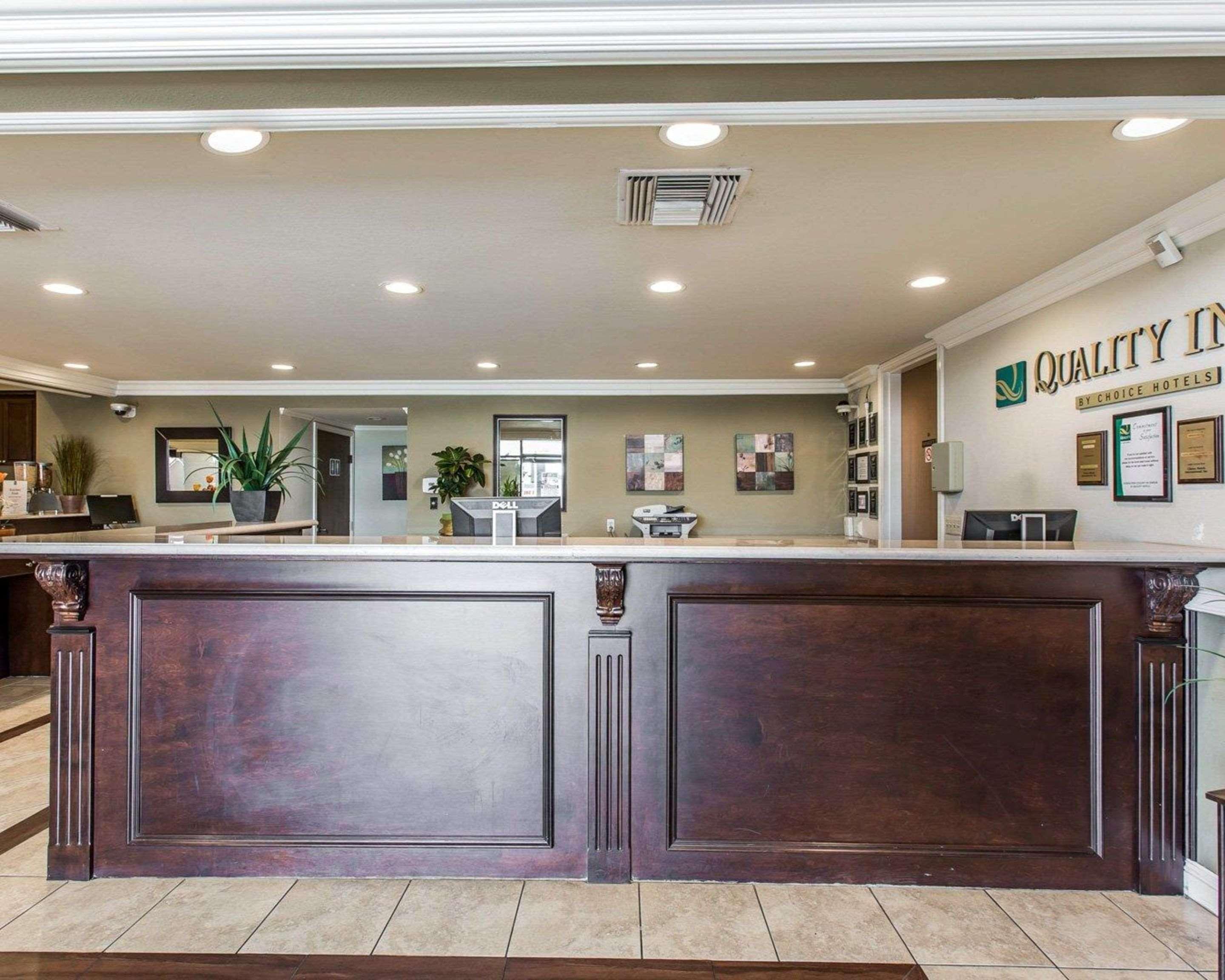 Quality Inn Long Beach - Signal Hill Extérieur photo