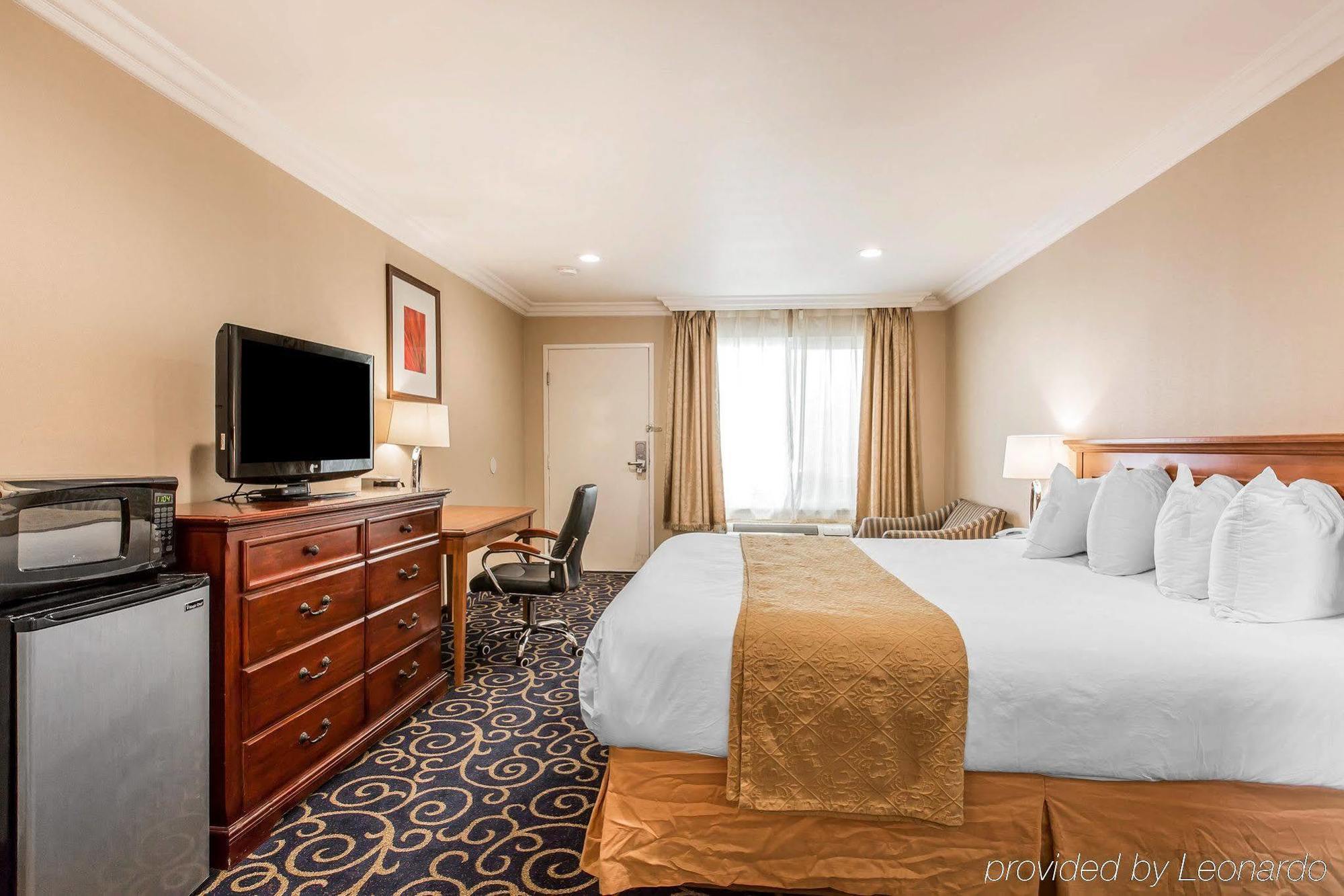 Quality Inn Long Beach - Signal Hill Extérieur photo